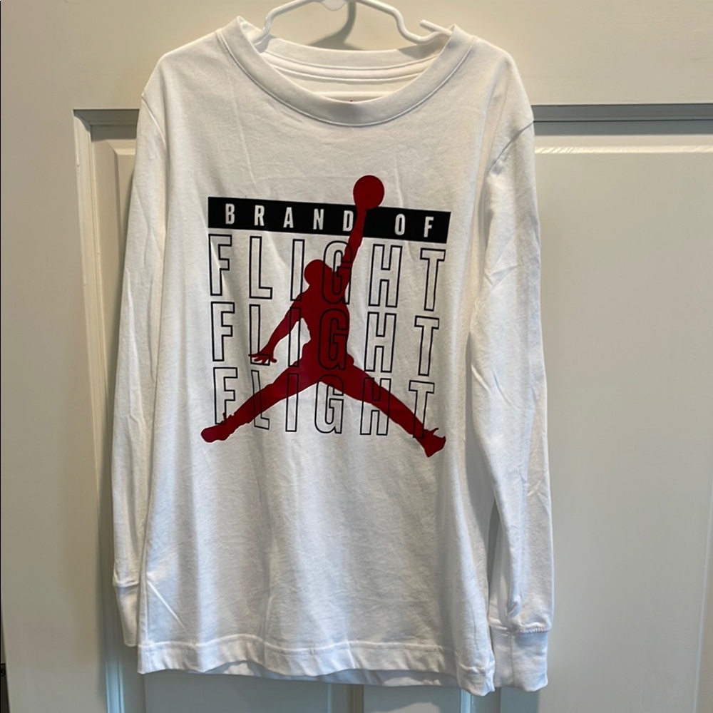 Jordan boys long sleeve tee size S 8-10 years